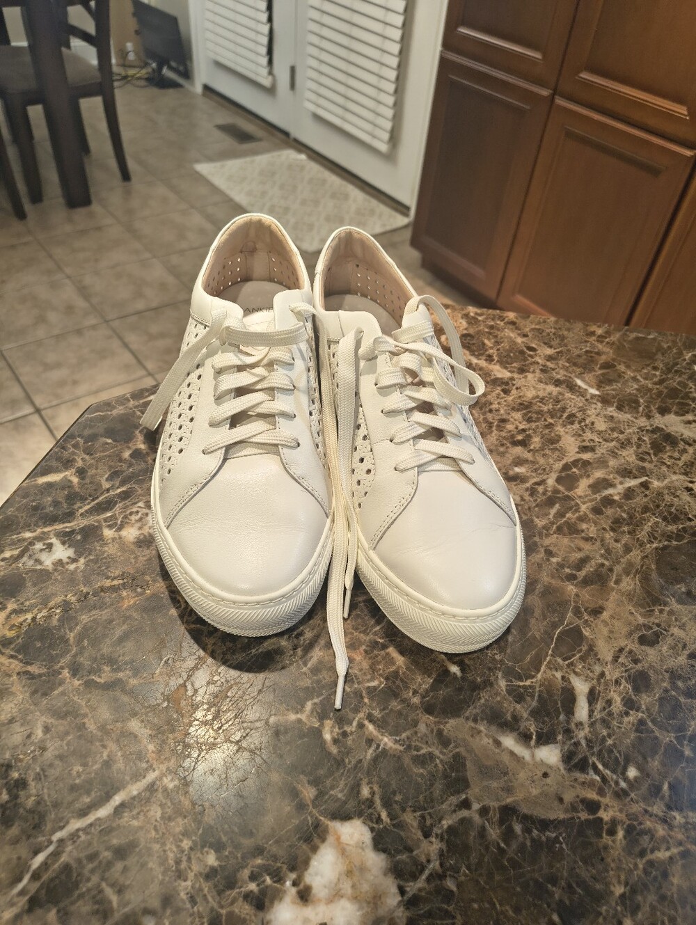 FRANKIE 4 mim Cream Leather Lattice Sneakers Size 12